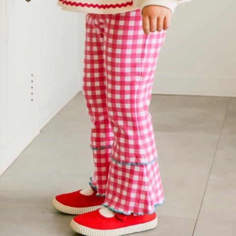 キッズ　airiメローフレアパンツ　（110～120cm　JUO）