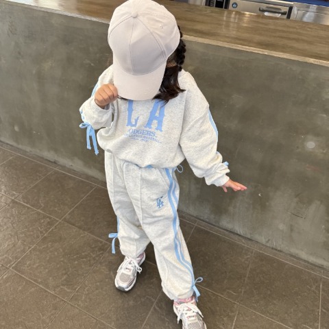 キッズ　ロングパンツ（110cm～130cm・MLB/anna）