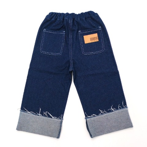 キッズ　パンツ（110cm）