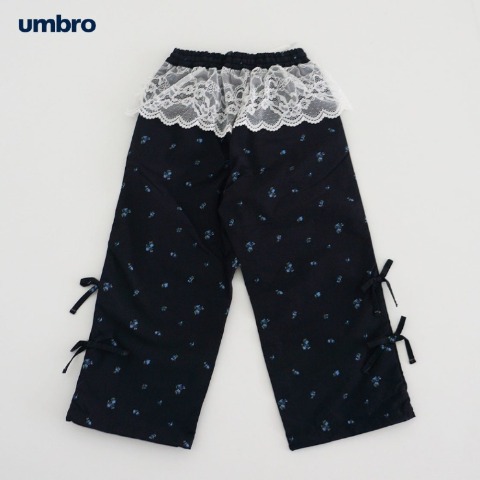 キッズ　パンツ（110cm～130cm・UMBRO）