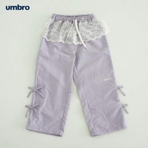 キッズ　パンツ（110cm～130cm・UMBRO）