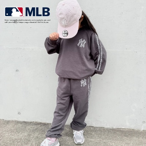 キッズ　パンツ（110・120cm・MLB）