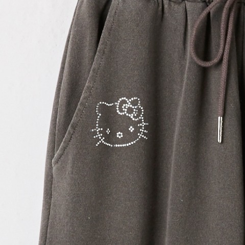 キッズ　パンツ（120・130cm・ハローキティ）