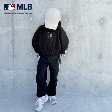 キッズ　パンツ（110～130cm・MLB）