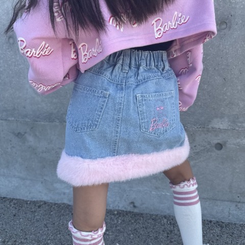キッズ　スカート（110cm～130cm・Barbie）