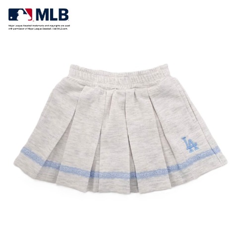 キッズ　スカート（110～130cm・MLB）