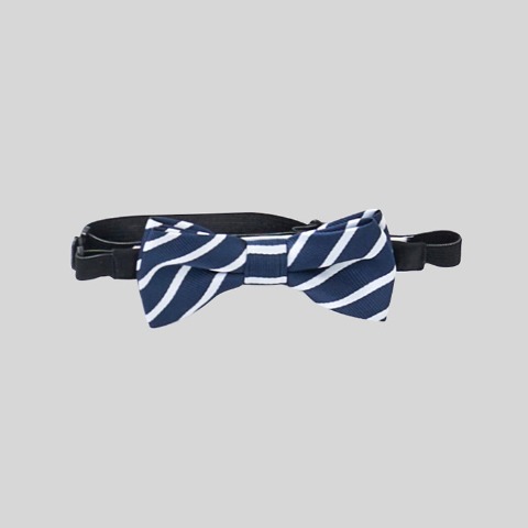 キッズ　入学スーツ（110～130cm・キッズフォーマル）