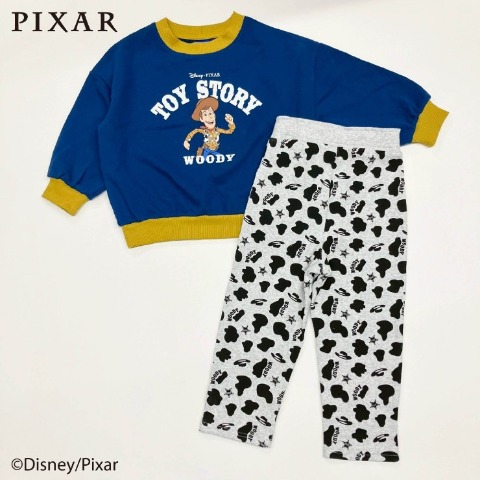 キッズ　セットスーツ（110・120cm・Disney)