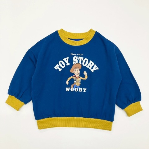 キッズ　セットスーツ（110・120cm・Disney)