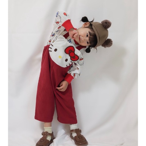 キッズ　サロペット　（110cm・ハローキティ）