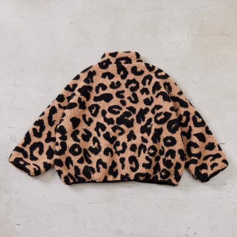 キッズ　ジャケット（110cm～130cm・AMBERROAR)