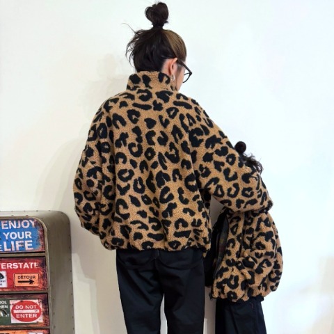 キッズ　ジャケット（110cm～130cm・AMBERROAR)