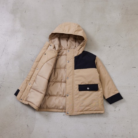 キッズ　ジャケット（110cm～130cm・AMBERROAR)