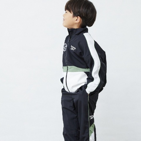 キッズ　ジャケット（110cm～130cm・Reebok/kie）