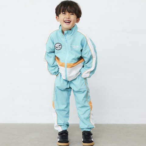 キッズ　ジャケット（110cm～130cm・Reebok/kie）