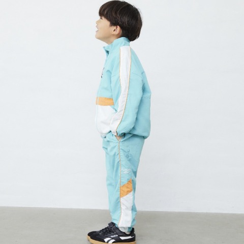 キッズ　ジャケット（110cm～130cm・Reebok/kie）