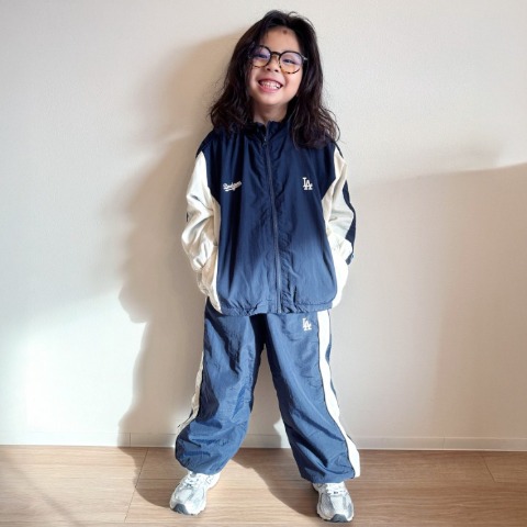 キッズ　ジャケット（110cm～130cm・AMBERROAR/MLB）