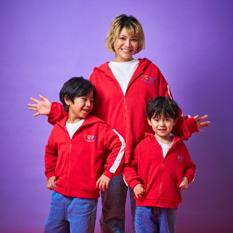 キッズ　パーカ（110～130㎝・LITTC/Disney/Picky Pixie）