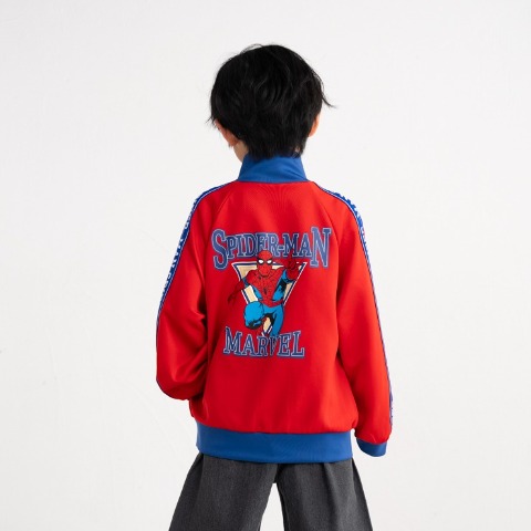 キッズ　ジャージ（120・130cm・RELA./MARVEL）