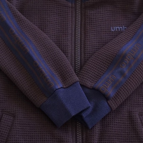 キッズ　ジャケット（110～130cm・UMBRO）