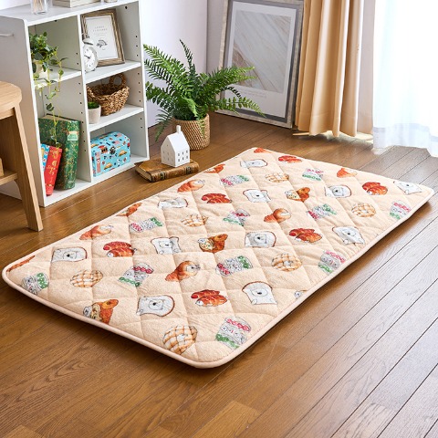 ごろ寝ふとん（70×120cm・おいしそうなしろくま）