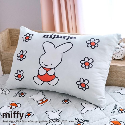 枕（43×63cm・miffy）