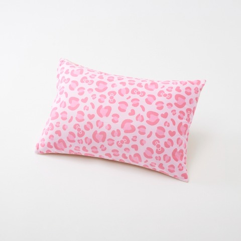 枕（43×63cm・ハローキティ）