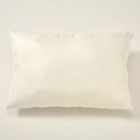 枕（28×39cm・ハローキティ）