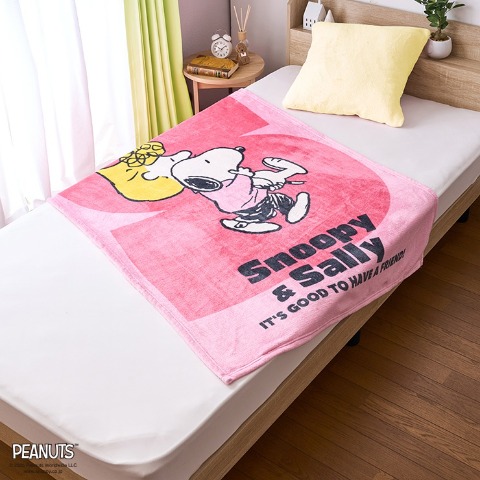 ブランケット（ハーフサイズ・PEANUTS）