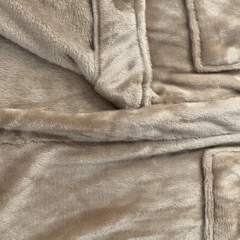 着る毛布（FIBER HEAT）