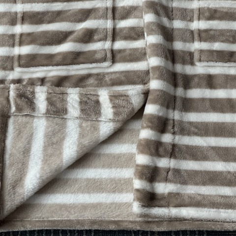 着る毛布（FIBER HEAT）ボーダー柄