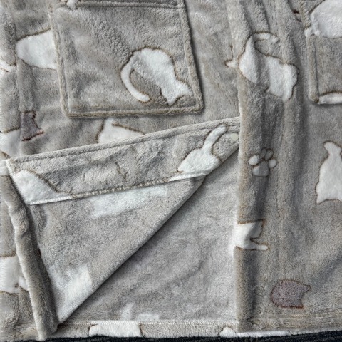 着る毛布（FIBER HEAT）ネコ柄