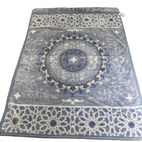 合わせ毛布（シングルサイズ・西川）