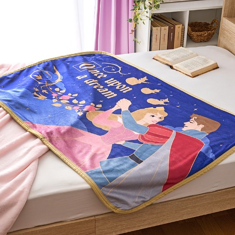 ブランケット（ひざ掛けサイズ・Disney / ちはる）