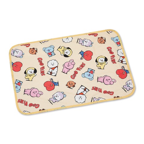 ブランケット（ひざ掛けサイズ・BT21）