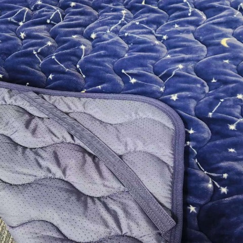 敷きパッド（クイーンサイズ・FIBER HEAT）星座柄