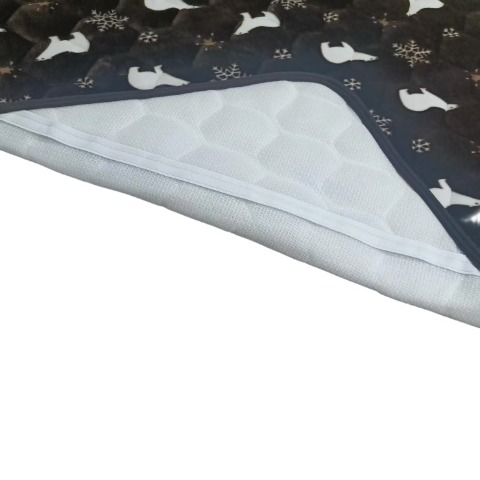 敷きパッド（ダブルサイズ・FIBER HEAT）