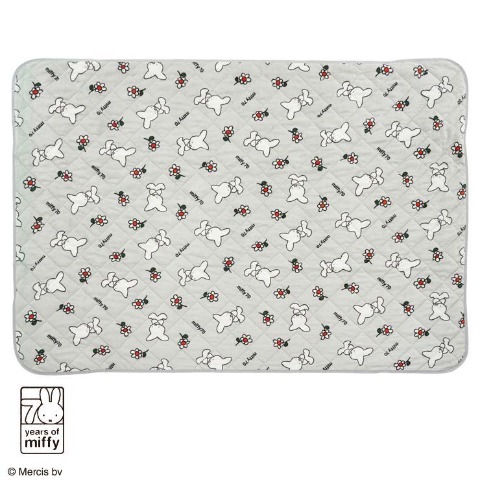 敷きパッド（ダブルサイズ・miffy）