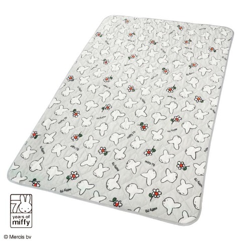 敷きパッド（ダブルサイズ・miffy）