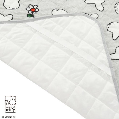 敷きパッド（ダブルサイズ・miffy）
