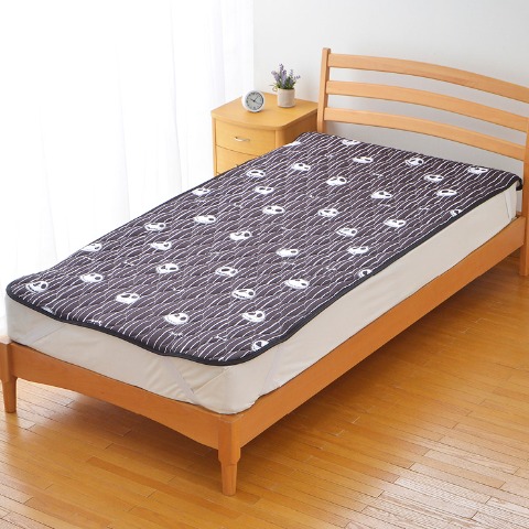 敷きパッド（シングルサイズ　ナイトメアー・ビフォア・クリスマス）