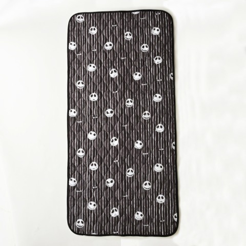 敷きパッド（シングルサイズ　ナイトメアー・ビフォア・クリスマス）