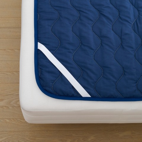 敷きパッド（シングルサイズ・サンリオキャラクターズ）