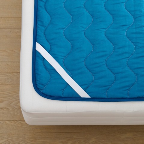 敷きパッド（シングルサイズ・サンリオキャラクターズ）