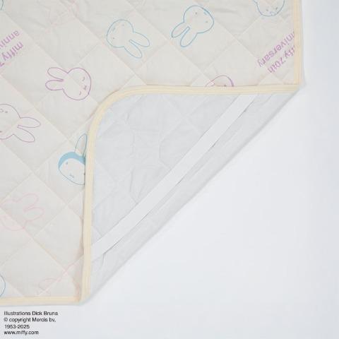 敷きパッド（シングルサイズ・ミッフィー）