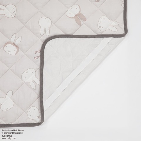 敷きパッド（シングルサイズ・ミッフィー）