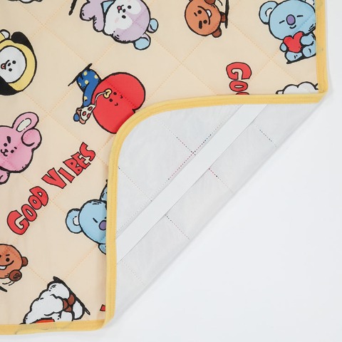 敷きパッド（シングルサイズ・BT21）