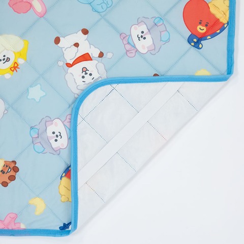 敷きパッド（シングルサイズ・BT21）