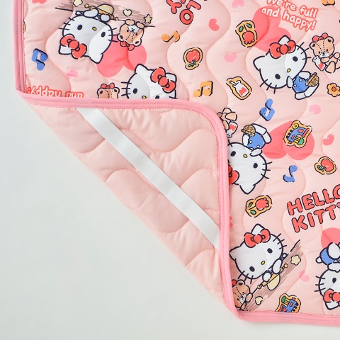 敷きパッド（お昼寝サイズ・ハローキティ）