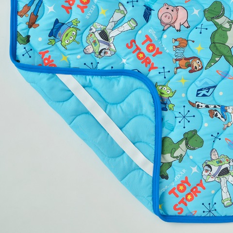 敷きパッド（お昼寝サイズ・『トイ・ストーリー』）